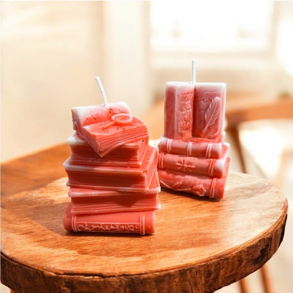 Soul & Moon Other - 📖 🕯️ Soul & Moon Book Stack Handmade Cinnamon Scented Soy Candle 📚✨